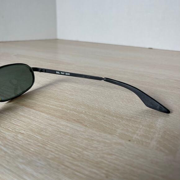 Vintage Ray-Ban B&L W2191 Sunglasses FRAMES ONLY Black Metal READ - Picture 8 of 11
